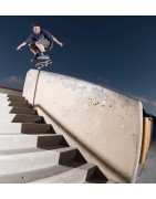Skateboard Completes: The largest selection for Beginners & Pro